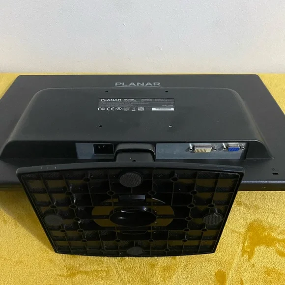 pll2210w monitar